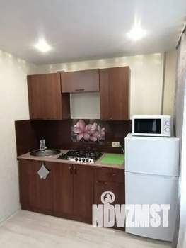 Студия квартира, посуточно, 27м2, 3/5 этаж