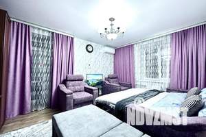 1-к квартира, посуточно, 50м2, 1/25 этаж