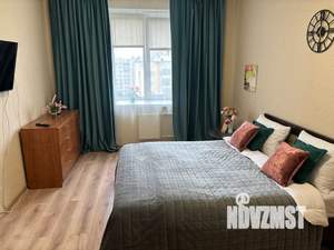 1-к квартира, посуточно, 43м2, 10/12 этаж