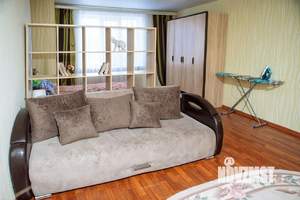 1-к квартира, посуточно, 45м2, 1/1 этаж