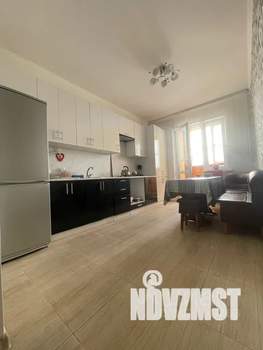 2-к квартира, посуточно, 70м2, 8/18 этаж