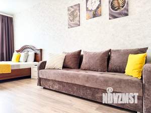 1-к квартира, посуточно, 40м2, 9/25 этаж