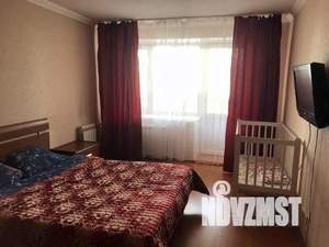 2-к квартира, посуточно, 75м2, 1/1 этаж