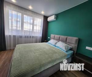 1-к квартира, посуточно, 43м2, 25/30 этаж