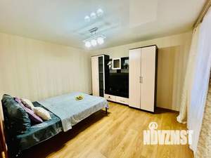 1-к квартира, посуточно, 35м2, 4/10 этаж