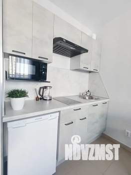 Студия квартира, посуточно, 27м2, 15/23 этаж