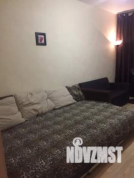 1-к квартира, посуточно, 40м2, 2/10 этаж
