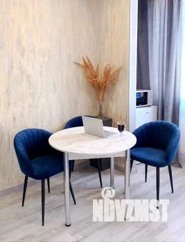 Студия квартира, посуточно, 25м2, 19/25 этаж