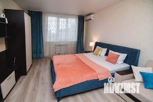 1-к квартира, посуточно, 40м2, 12/25 этаж