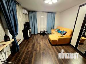 1-к квартира, посуточно, 40м2, 23/25 этаж