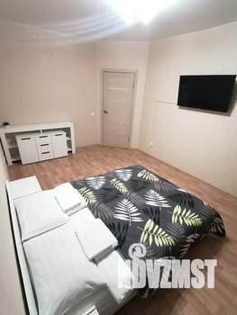 2-к квартира, посуточно, 57м2, 4/10 этаж