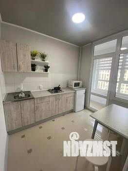 1-к квартира, посуточно, 32м2, 1/1 этаж