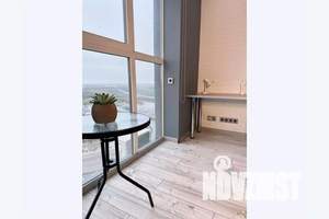1-к квартира, посуточно, 42м2, 20/30 этаж