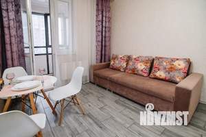 1-к квартира, посуточно, 40м2, 4/23 этаж