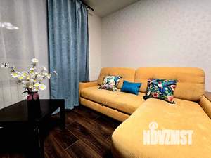 1-к квартира, посуточно, 40м2, 23/25 этаж