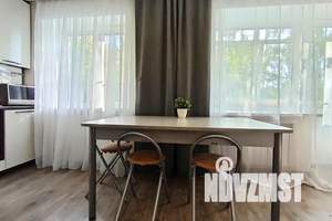 2-к квартира, посуточно, 52м2, 2/4 этаж