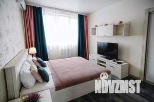 1-к квартира, посуточно, 50м2, 18/25 этаж