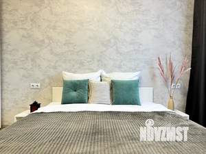 2-к квартира, посуточно, 40м2, 9/25 этаж