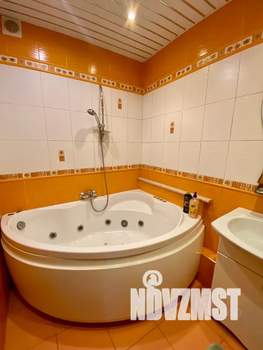 3-к квартира, посуточно, 96м2, 6/10 этаж