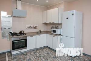 3-к квартира, посуточно, 80м2, 1/20 этаж