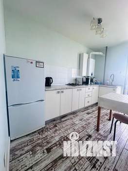 Студия квартира, посуточно, 30м2, 20/25 этаж