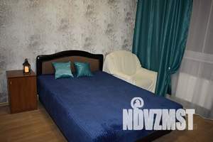 1-к квартира, посуточно, 33м2, 8/23 этаж