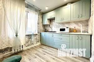 1-к квартира, посуточно, 40м2, 3/9 этаж