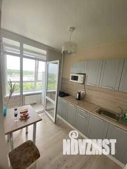 1-к квартира, посуточно, 36м2, 12/22 этаж