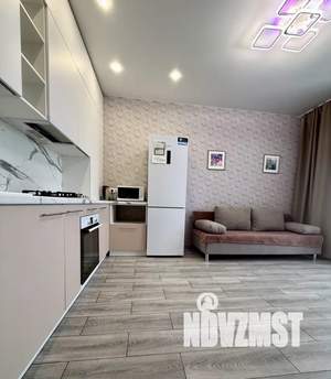 1-к квартира, посуточно, 40м2, 13/25 этаж