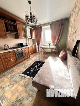 1-к квартира, посуточно, 50м2, 1/15 этаж