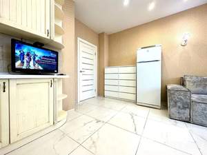 1-к квартира, посуточно, 56м2, 4/13 этаж