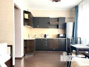 Студия квартира, посуточно, 40м2, 4/9 этаж