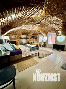 1-к квартира, посуточно, 42м2, 1/2 этаж