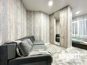 Студия квартира, посуточно, 35м2, 15/25 этаж