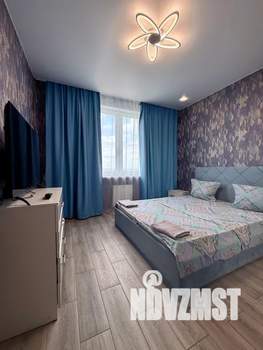 1-к квартира, посуточно, 40м2, 13/25 этаж