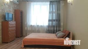 1-к квартира, посуточно, 42м2, 8/17 этаж