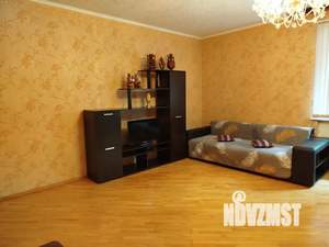 3-к квартира, посуточно, 108м2, 2/10 этаж