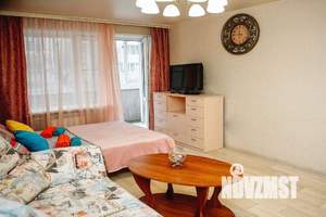 1-к квартира, посуточно, 35м2, 1/1 этаж