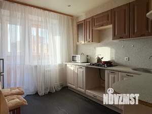 1-к квартира, посуточно, 38м2, 9/10 этаж