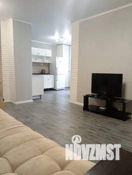 1-к квартира, посуточно, 45м2, 1/25 этаж