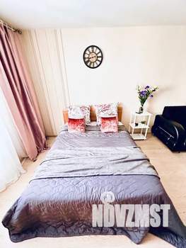 1-к квартира, посуточно, 60м2, 4/15 этаж