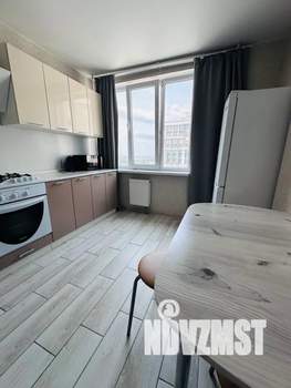 1-к квартира, посуточно, 40м2, 22/25 этаж