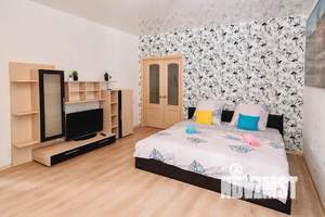 1-к квартира, посуточно, 50м2, 8/10 этаж