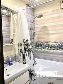 1-к квартира, посуточно, 50м2, 1/1 этаж