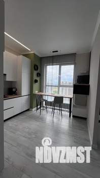 1-к квартира, посуточно, 38м2, 25/25 этаж