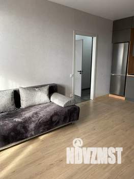 1-к квартира, посуточно, 43м2, 20/25 этаж