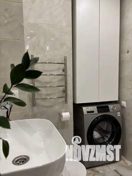 1-к квартира, посуточно, 32м2, 13/25 этаж