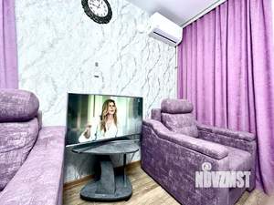 1-к квартира, посуточно, 40м2, 1/25 этаж