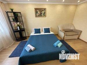 1-к квартира, посуточно, 76м2, 1/1 этаж