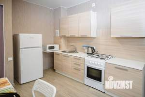 1-к квартира, посуточно, 35м2, 1/25 этаж